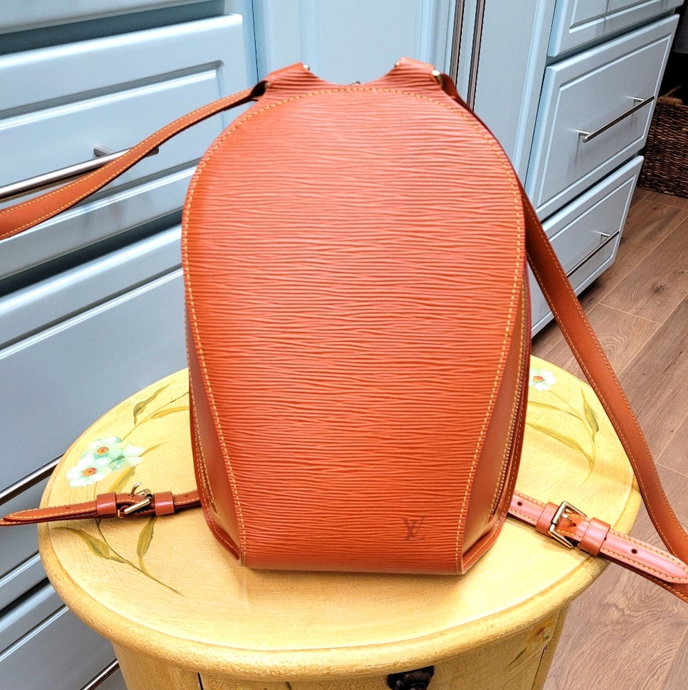 LV Epi Texture Backpack 1999